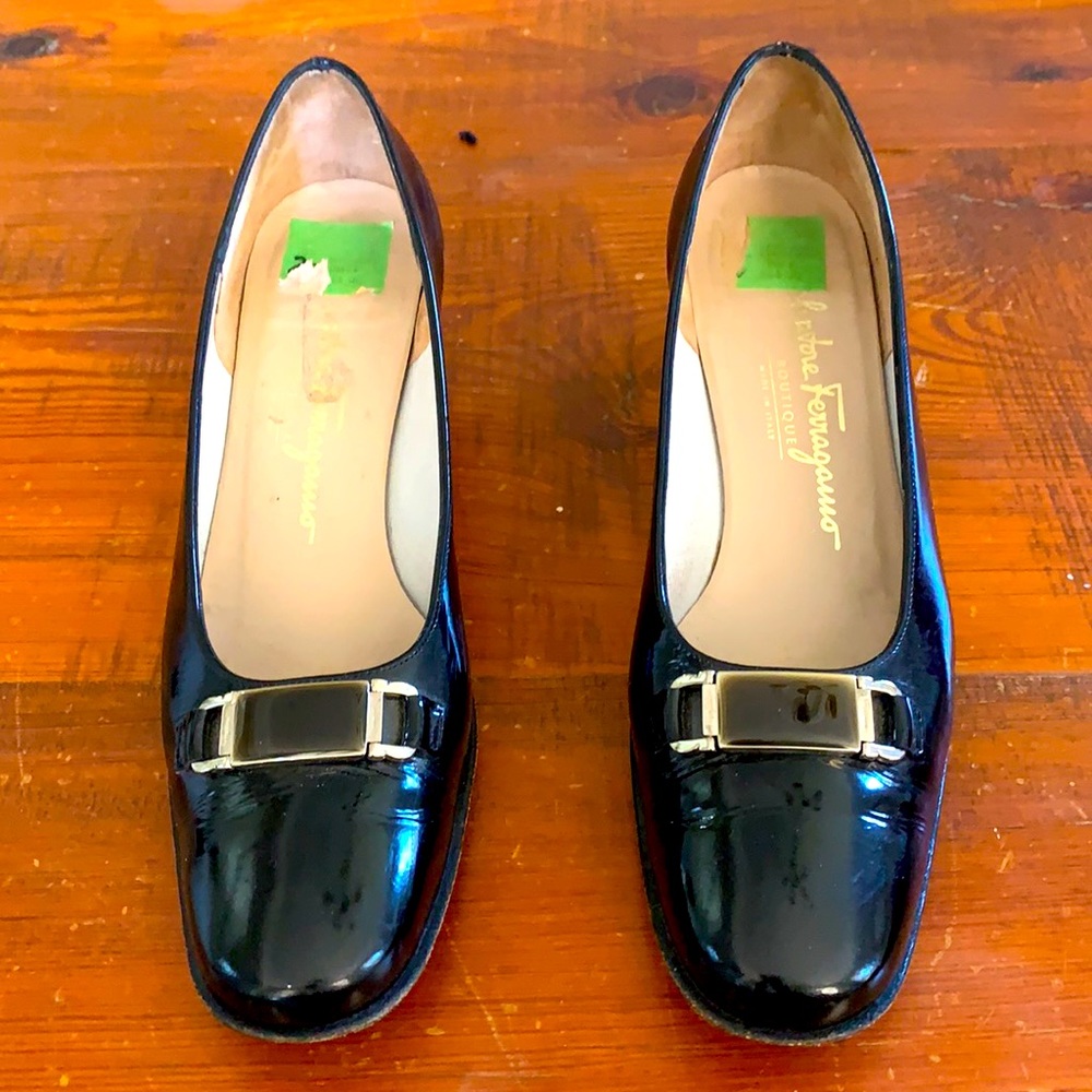 Salvatore Ferragamo black pumps